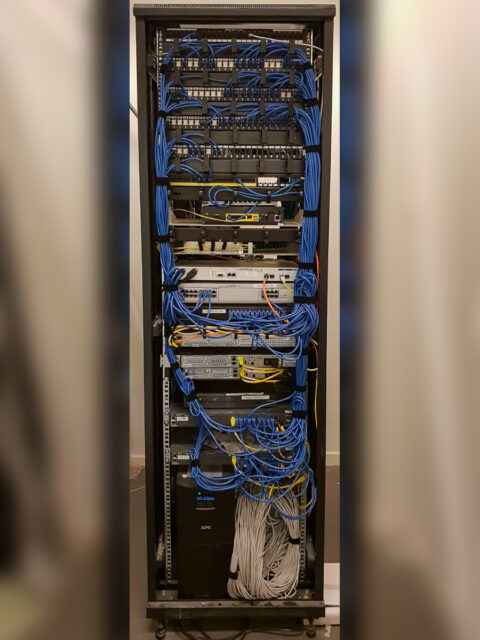 network-cabling-after-cleanup-3